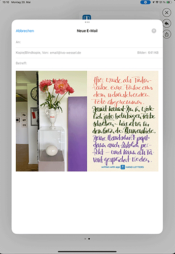 Digitale Postkarte als Anhang in E-Mail in App
